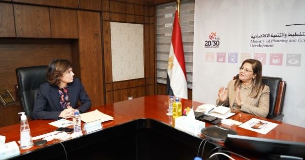 وزيرة التخطيط تبحث سبل التعاون مع مجموعة أورانج العالمية
