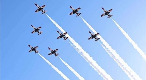 فعاليات العرض الجوى المصرى البريطانى يحول سماء سهل حشيش لكرنفال