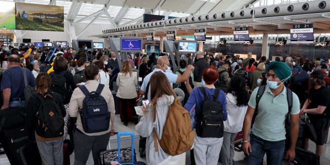 تأخر رحلات وزيادة أسعار.. فوربس الأمريكية تكشف أسوأ وأفضل 5 مطارات للعطلات