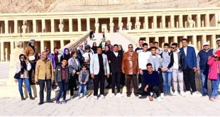 رحلة سياحية توعوية لطلاب مدرسة أسيوط الجديدة الثانوية لمعالم الاقصر