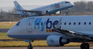 إفلاس ثاني شركة طيران بريطانية .. Flybe تصدم مئات الركاب وتتركهم عالقين