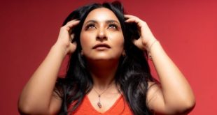 كتبت Happy New year .. احدث جلسة تصوير لمنا عادل احتفالا بالعام الجديد