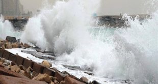 غلق ميناء البرلس بسبب ارتفاع الامواج مع استمرار سقوط أمطار