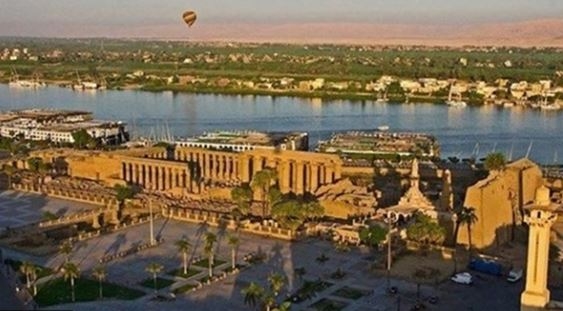 الأقصر تبحث رفع معدلات حركة التوافد السياحي وتكشف الفرص الاستثمارية المتاحة