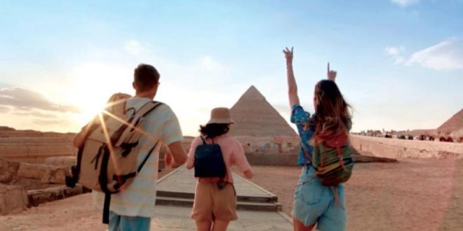 مجلس الشيوخ يطالب بإطلاق حملة توعوية للتدريب على التعامل مع السياح