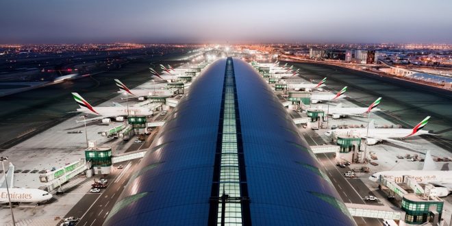 أعداد المسافرين عبر ‎مطارات الإمارات تقفز إلى 101 مليون مسافر في 2022