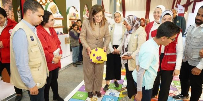 افتتاح المعرض العربي للأسر المنتجة «بيت العرب»