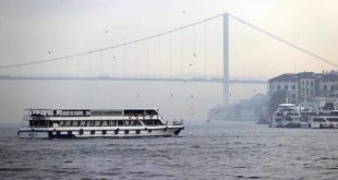 إغلاق مضيق البوسفور أمام ممرات السفن في كلا الاتجاهين