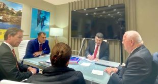 وزير السياحة يستعرض فرص الاستثمار بمصر في ختام زيارته للعاصمة الإسبانية