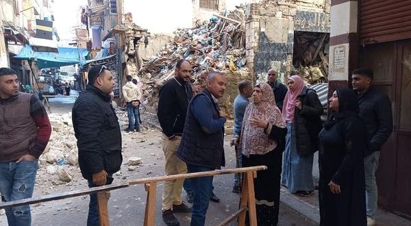 رفع الاشغالات بالمناطق الاثرية والسياحية بحى الجمرك