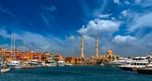 افتتاح سوق العربات المتنقلة بالغردقة تزامنا بعيد البحر الأحمر القومي اليوم