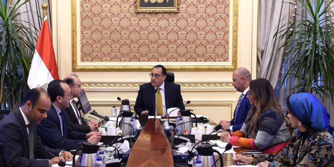 رئيس الوزراء يتابع تطورات سوق الأوراق المالية والخدمات غير المصرفية