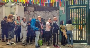 سلطات بيرو تجلي 400 سائح تقطعت بهم السبل في منطقة ماتشو بيتشو