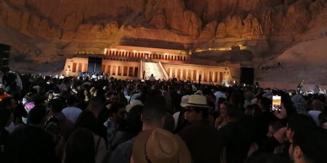 إنطلاق العرض الموسيقي العالمي لفريق Adriatique من معبد حتشبسوت بالأقصر