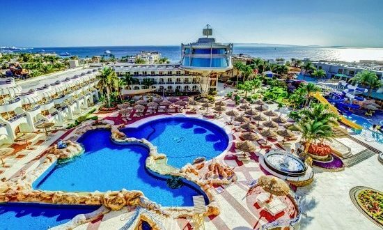 اندبندنت البريطانية تسلط الضوء على القرى والمنتجعات السياحية في الغردقة