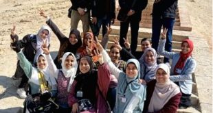 رحلة سياحية وتوعوية لطالبات كلية الآداب بأسيوط للمعالم الاثرية بالمحافظة