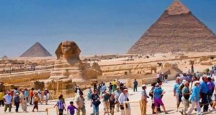 إيرادات مصر السياحية ترتفع في أول 3 أشهر من العام المالي بنسبة 254.2%