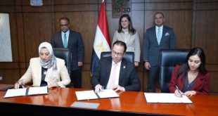 بروتوكول ثلاثي بين التخطيط وساويرس وعين شمس لتطوير القرى الأكثر احتياجًا