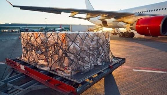 الشحن الجوي العالمي تتراجع وأوروبا الخاسر الأكبر