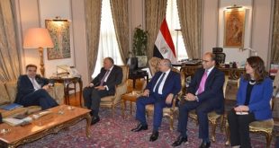 شكري وسكيناس بحثا تنظيم انتقال العمالة المدربة من مصر إلى الاتحاد الأوروبي