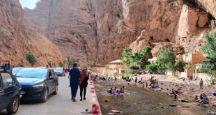 عائدات السياحة الداخلية ترتفع في المغرب بالتزامن مع العطلة المدرسية