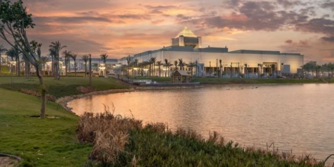 وزارة السياحة والآثار تنظم دورات تخصصية في مجال السياحة المستدامة والخضراء