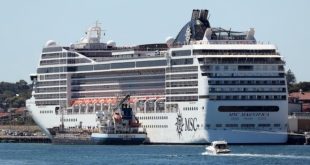 أول سفينة سياحية ترسو في اليابان بسبب مخاوف من ضياع حصتها