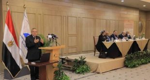 مائة عام من الدساتير ندوة في مكتبة الإسكندرية