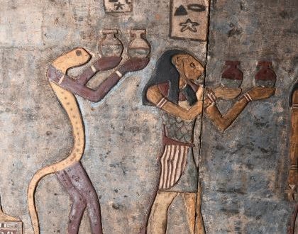 الكشف عن زودياك كامل لأول مرة بسقف معبد إسنا