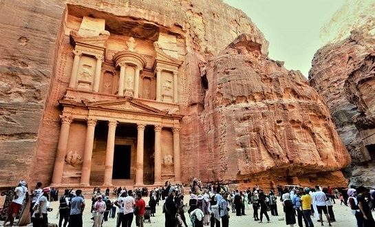 مستثمرون : ارتفاع الطلب على رحلات السياحة الداخلية خلال فترة عيد الفطر