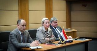 اجتماع في البيئة لمناقشة آليات تسهيل انتقال الموظفين إلى العاصمة الإدارية