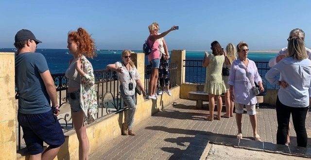 زيادة في حركة السياحة الداخلية واحتفاء بفنادق الغردقة