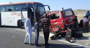 مصرع 3 أشخاص وإصابة 8 آخرين على طريق القصير مرسى علم