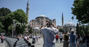 عائدات السياحة في تركيا تقفز 32.3 % في الربع الأول .. رغم الزلزال