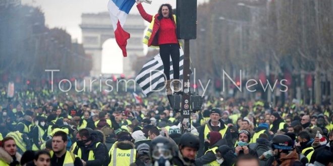 مظاهرات في فرنسا احتجاجاً على مشروع إقامة طريق سريع في جنوب البلاد