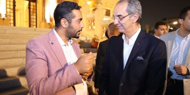 وزير الاتصالات يلتقى مجموعة من رواد الأعمال ومؤسسى الشركات التكنولوجية