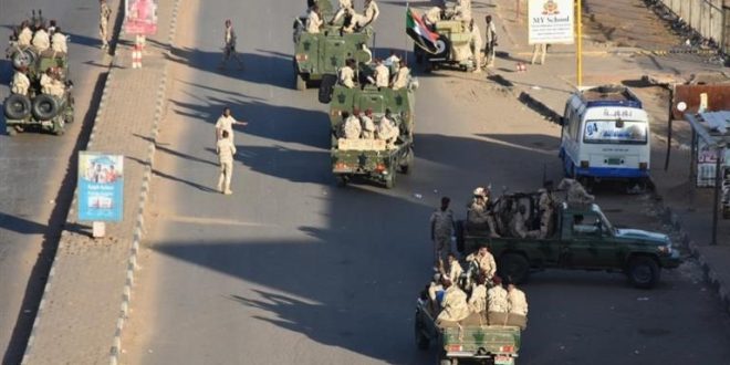 توقف الطيران بالخرطوم وانتشار عسكري بسبب توتر بين قوات الدعم السريع والجيش