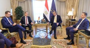 طلعت يبحث مع السفير الألماني التحول الرقمى والتعهيد واعداد الكوادر الرقمية