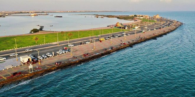 السياحة الداخلية تنعش الواجهات البحرية بجازان للاحتفال بالعيد
