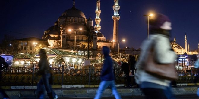 زلزال تركيا يفرمل قطار السياحة .. وتيرة الانتعاش بطيئة وحجوزات الفنادق تتراجغ