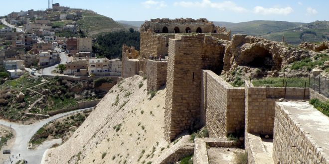قلعة الكرك التاريخية نحتضن فعاليات رمضانية متنوعة لتنشط ذهنية الجيل الحالي