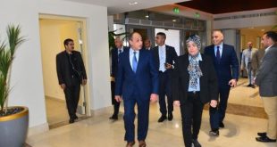وزير الطيران يباشر سير العمل من مقر الوزارة بالعاصمة الإدارية الجديدة