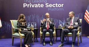 خلال لقائه بأعضاء غرفة التجارة الأمريكية بالقاهرة الدكتور عمرو طلعت وزير الاتصالات وتكنولوجيا المعلومات: