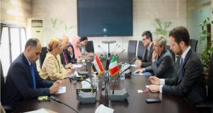 ياسمين فؤاد تستعرض فرص الاستثمار في البيئة والمناخ أمام السفير الإيطالى