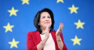 رئيسة جورجيا تقاطع طيران بلادها بعد تشغيل رحلة جوية من تيبليسى إلى موسكو