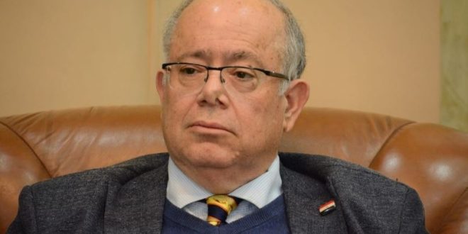 إطلاق اسم الراحل وائل عزيز على أحد مدرجات كلية سياحة وفنادق المنصورة