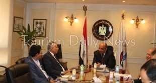 مصر تعرض على "عيسى جروب" إضافة خطوط إنتاج للبورسلين وتطوير مصنع السيراميك