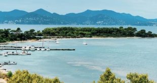 شمس الريفيرا الفرنسية .. شواطئ ومراسي المليئة باليخوت الفخمة وشوارع أنيقة