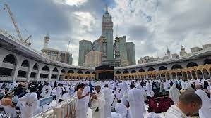 جريمة قتل في مكة المكرمة تجبر الجزائر على تقديم شهادة صحة نفسية للحجاج