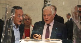 الممثل الأعلى للاتحاد الأوروبي يزور المتحف القومي للحضارة المصرية